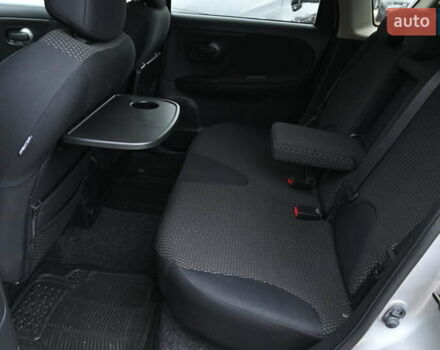 Сірий Ніссан Ноут, об'ємом двигуна 1.6 л та пробігом 258 тис. км за 5150 $, фото 23 на Automoto.ua