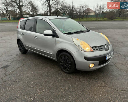 Сірий Ніссан Ноут, об'ємом двигуна 1.6 л та пробігом 131 тис. км за 6200 $, фото 1 на Automoto.ua