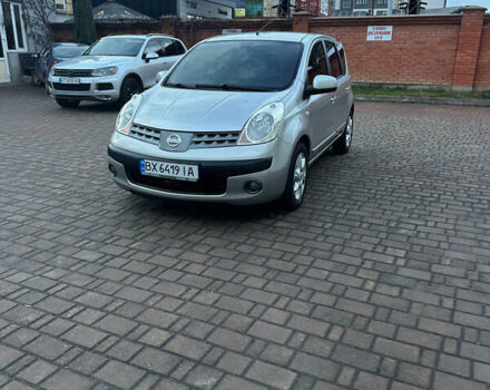 Серый Ниссан Ноут, объемом двигателя 1.6 л и пробегом 142 тыс. км за 6800 $, фото 8 на Automoto.ua