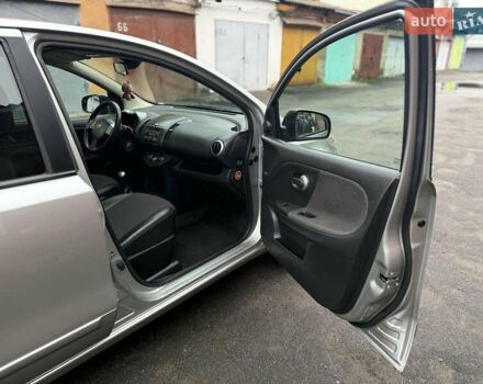 Сірий Ніссан Ноут, об'ємом двигуна 1.6 л та пробігом 90 тис. км за 5999 $, фото 29 на Automoto.ua