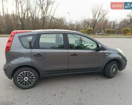 Серый Ниссан Ноут, объемом двигателя 1.4 л и пробегом 218 тыс. км за 4500 $, фото 10 на Automoto.ua