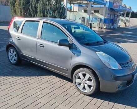 Сірий Ніссан Ноут, об'ємом двигуна 1.6 л та пробігом 175 тис. км за 6500 $, фото 2 на Automoto.ua
