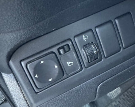 Серый Ниссан Ноут, объемом двигателя 1.4 л и пробегом 187 тыс. км за 5400 $, фото 9 на Automoto.ua