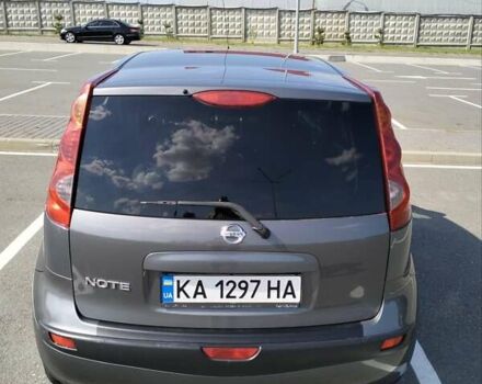 Серый Ниссан Ноут, объемом двигателя 0 л и пробегом 240 тыс. км за 5200 $, фото 1 на Automoto.ua