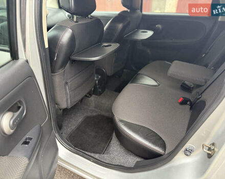 Сірий Ніссан Ноут, об'ємом двигуна 1.6 л та пробігом 90 тис. км за 5999 $, фото 24 на Automoto.ua