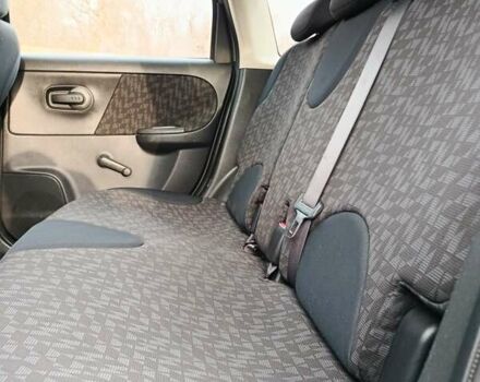 Серый Ниссан Ноут, объемом двигателя 1.4 л и пробегом 218 тыс. км за 4500 $, фото 25 на Automoto.ua