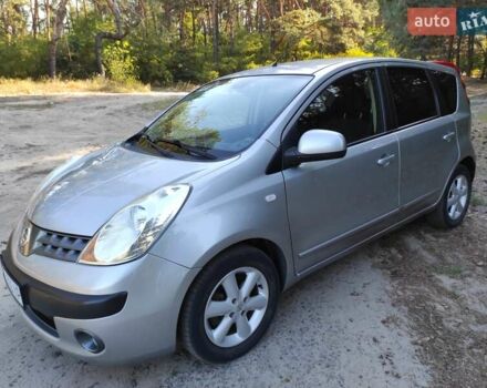 Сірий Ніссан Ноут, об'ємом двигуна 1.4 л та пробігом 218 тис. км за 5100 $, фото 1 на Automoto.ua