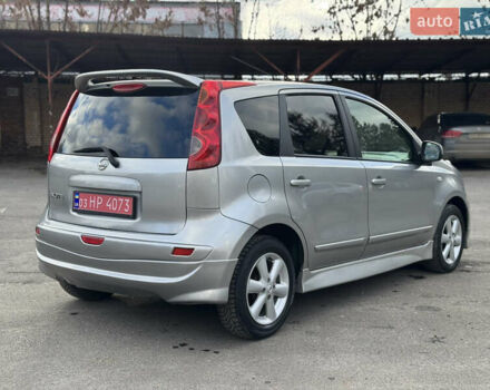 Сірий Ніссан Ноут, об'ємом двигуна 1.6 л та пробігом 185 тис. км за 6800 $, фото 4 на Automoto.ua