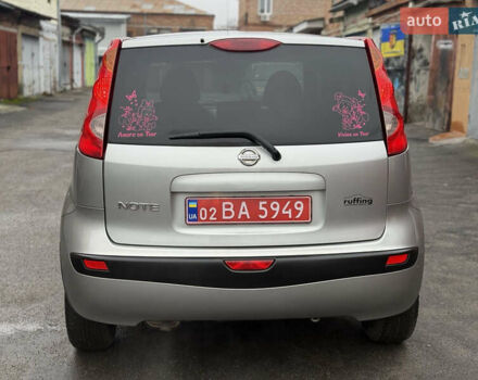 Сірий Ніссан Ноут, об'ємом двигуна 1.6 л та пробігом 90 тис. км за 5999 $, фото 10 на Automoto.ua