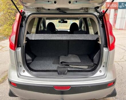 Серый Ниссан Ноут, объемом двигателя 1.4 л и пробегом 208 тыс. км за 5000 $, фото 18 на Automoto.ua