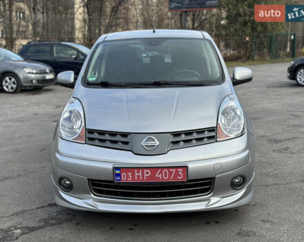 Сірий Ніссан Ноут, об'ємом двигуна 1.6 л та пробігом 185 тис. км за 6800 $, фото 2 на Automoto.ua