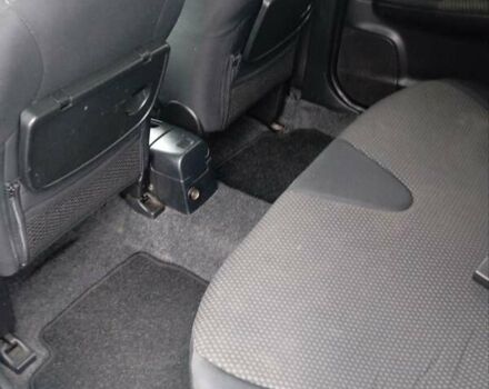 Сірий Ніссан Ноут, об'ємом двигуна 1.4 л та пробігом 178 тис. км за 4500 $, фото 10 на Automoto.ua