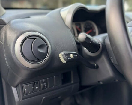 Сірий Ніссан Ноут, об'ємом двигуна 1.6 л та пробігом 185 тис. км за 6800 $, фото 13 на Automoto.ua