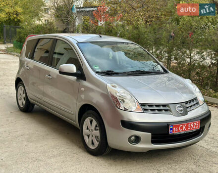Сірий Ніссан Ноут, об'ємом двигуна 1.4 л та пробігом 130 тис. км за 5450 $, фото 74 на Automoto.ua