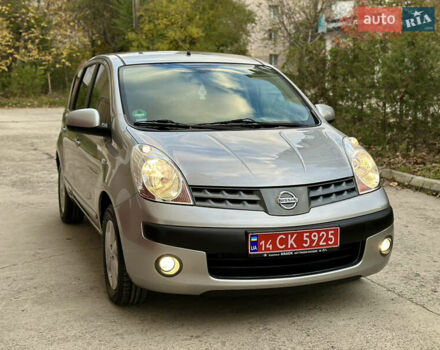 Сірий Ніссан Ноут, об'ємом двигуна 1.4 л та пробігом 130 тис. км за 5450 $, фото 95 на Automoto.ua