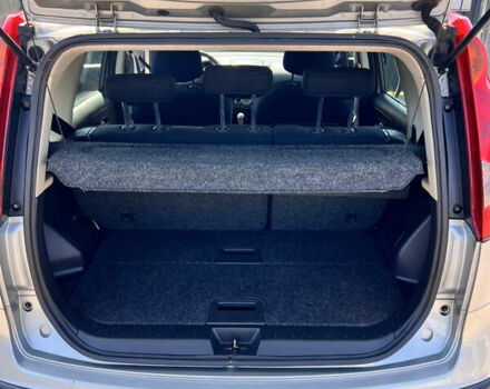 Серый Ниссан Ноут, объемом двигателя 1.6 л и пробегом 200 тыс. км за 5400 $, фото 14 на Automoto.ua