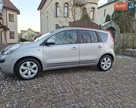 Сірий Ніссан Ноут, об'ємом двигуна 1.6 л та пробігом 224 тис. км за 6800 $, фото 2 на Automoto.ua