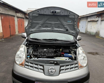 Сірий Ніссан Ноут, об'ємом двигуна 1.6 л та пробігом 90 тис. км за 5999 $, фото 36 на Automoto.ua