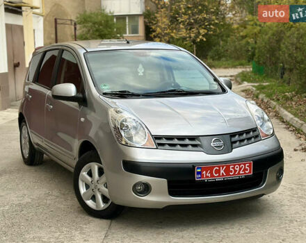 Сірий Ніссан Ноут, об'ємом двигуна 1.4 л та пробігом 130 тис. км за 5450 $, фото 1 на Automoto.ua