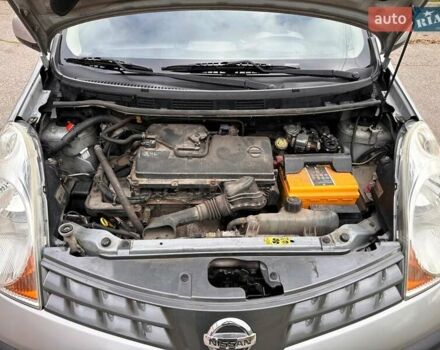 Серый Ниссан Ноут, объемом двигателя 1.4 л и пробегом 208 тыс. км за 5000 $, фото 1 на Automoto.ua