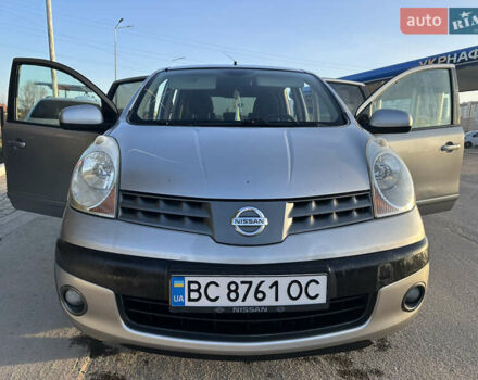 Серый Ниссан Ноут, объемом двигателя 1.6 л и пробегом 311 тыс. км за 5100 $, фото 1 на Automoto.ua