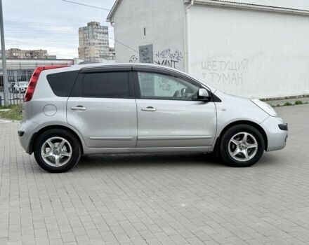 Серый Ниссан Ноут, объемом двигателя 1.6 л и пробегом 197 тыс. км за 4700 $, фото 2 на Automoto.ua