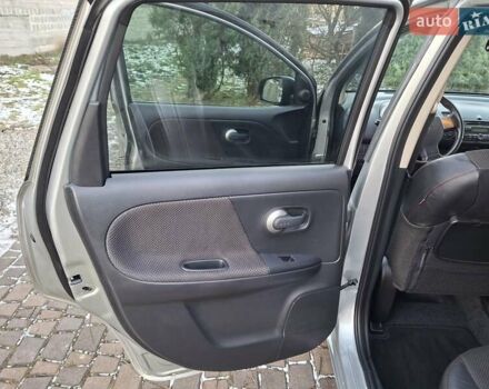 Сірий Ніссан Ноут, об'ємом двигуна 1.6 л та пробігом 224 тис. км за 6800 $, фото 20 на Automoto.ua