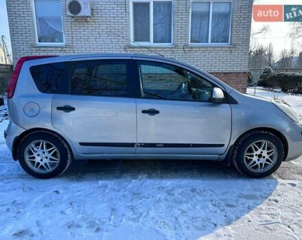 Сірий Ніссан Ноут, об'ємом двигуна 1.6 л та пробігом 181 тис. км за 5200 $, фото 1 на Automoto.ua