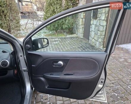Сірий Ніссан Ноут, об'ємом двигуна 1.6 л та пробігом 224 тис. км за 6800 $, фото 19 на Automoto.ua