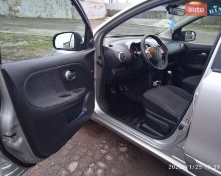 Сірий Ніссан Ноут, об'ємом двигуна 1.39 л та пробігом 248 тис. км за 4100 $, фото 4 на Automoto.ua