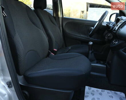 Сірий Ніссан Ноут, об'ємом двигуна 1.6 л та пробігом 198 тис. км за 5150 $, фото 28 на Automoto.ua