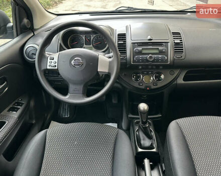 Сірий Ніссан Ноут, об'ємом двигуна 1.4 л та пробігом 130 тис. км за 5450 $, фото 33 на Automoto.ua