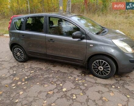 Серый Ниссан Ноут, объемом двигателя 1.39 л и пробегом 218 тыс. км за 4550 $, фото 5 на Automoto.ua
