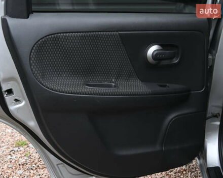Сірий Ніссан Ноут, об'ємом двигуна 1.6 л та пробігом 258 тис. км за 5150 $, фото 22 на Automoto.ua