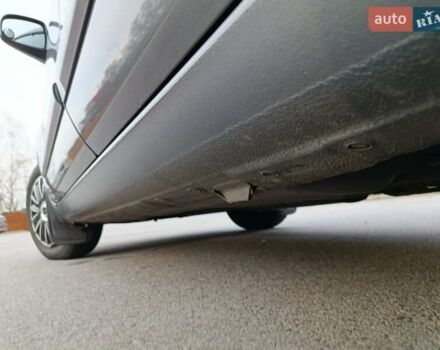 Сірий Ніссан Ноут, об'ємом двигуна 1.39 л та пробігом 218 тис. км за 4500 $, фото 18 на Automoto.ua