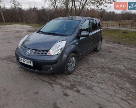Ниссан Ноут 2006 в Дубно на Automoto.ua Серый Ниссан Ноут, объемом двигателя 1.6 л и пробегом 216 тыс. км за 5700 $, фото 4 на Automoto.ua