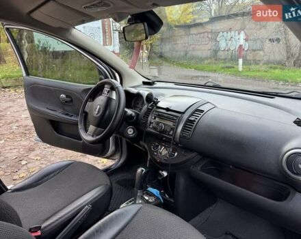 Серый Ниссан Ноут, объемом двигателя 1.6 л и пробегом 205 тыс. км за 6500 $, фото 5 на Automoto.ua