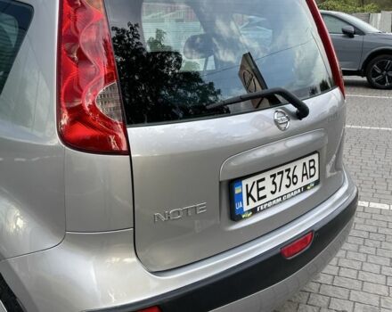 Сірий Ніссан Ноут, об'ємом двигуна 1.4 л та пробігом 170 тис. км за 4800 $, фото 6 на Automoto.ua