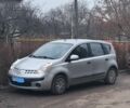 Серый Ниссан Ноут, объемом двигателя 1.5 л и пробегом 300 тыс. км за 2100 $, фото 1 на Automoto.ua