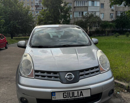Сірий Ніссан Ноут, об'ємом двигуна 1.6 л та пробігом 260 тис. км за 6000 $, фото 2 на Automoto.ua