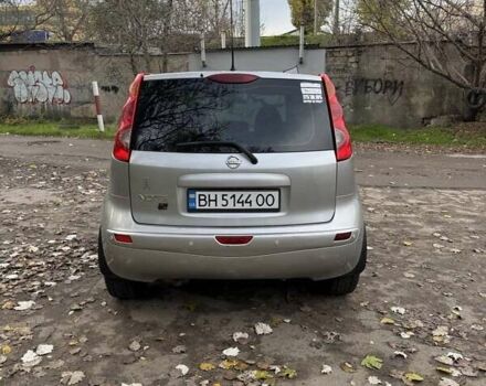 Серый Ниссан Ноут, объемом двигателя 1.6 л и пробегом 205 тыс. км за 6500 $, фото 2 на Automoto.ua