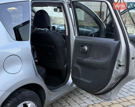 Сірий Ніссан Ноут, об'ємом двигуна 1.6 л та пробігом 189 тис. км за 5950 $, фото 24 на Automoto.ua