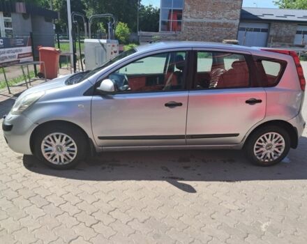 Серый Ниссан Ноут, объемом двигателя 1.5 л и пробегом 300 тыс. км за 2100 $, фото 5 на Automoto.ua