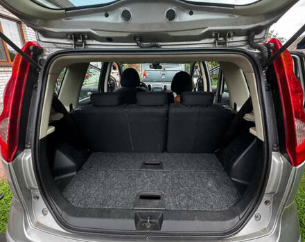 Серый Ниссан Ноут, объемом двигателя 1.6 л и пробегом 255 тыс. км за 6200 $, фото 8 на Automoto.ua