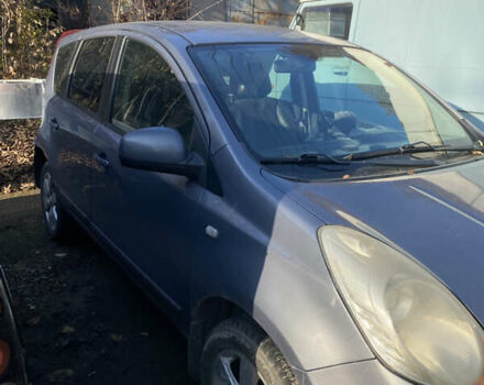 Серый Ниссан Ноут, объемом двигателя 1.6 л и пробегом 220 тыс. км за 6300 $, фото 1 на Automoto.ua