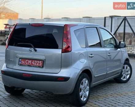 Сірий Ніссан Ноут, об'ємом двигуна 1.6 л та пробігом 189 тис. км за 5950 $, фото 5 на Automoto.ua