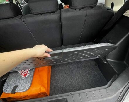 Сірий Ніссан Ноут, об'ємом двигуна 1.6 л та пробігом 255 тис. км за 6200 $, фото 15 на Automoto.ua