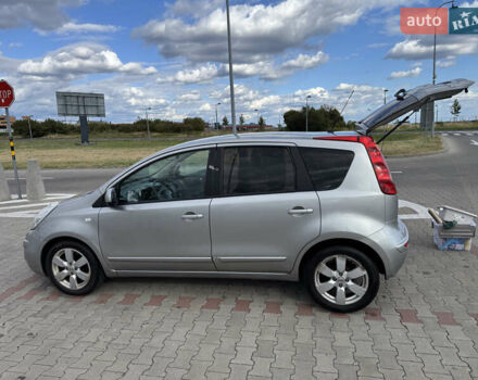 Серый Ниссан Ноут, объемом двигателя 1.6 л и пробегом 270 тыс. км за 5099 $, фото 6 на Automoto.ua