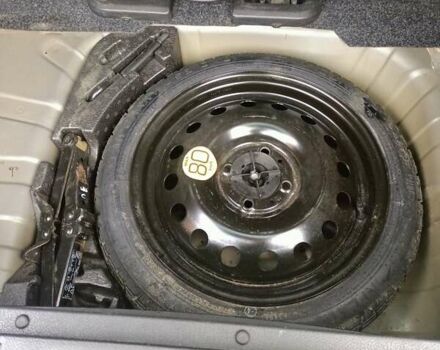 Серый Ниссан Ноут, объемом двигателя 1.6 л и пробегом 218 тыс. км за 6300 $, фото 8 на Automoto.ua