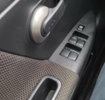 Сірий Ніссан Ноут, об'ємом двигуна 1.6 л та пробігом 218 тис. км за 5100 $, фото 4 на Automoto.ua